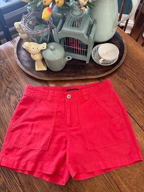 Banana Republic Linen shorts - Size 4